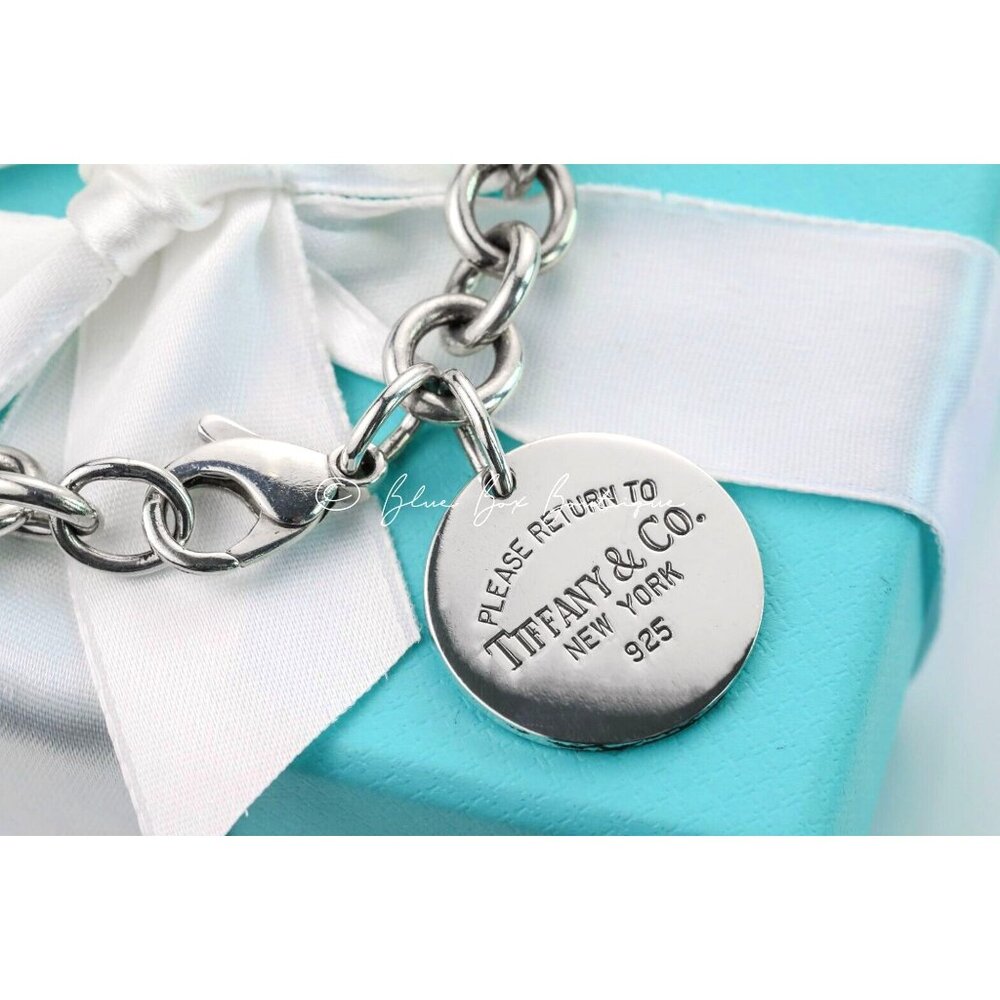 Tiffany & Co. Return to Tiffany Sterling Silver Round Circle Charm Bracelet - Picture 2 of 6